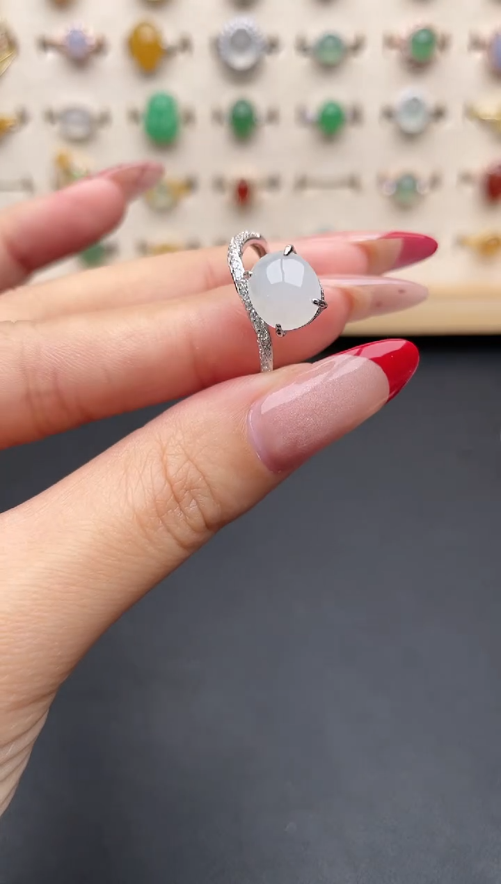 【闪购商品】翡翠戒指银S925镶嵌一物一证一礼盒