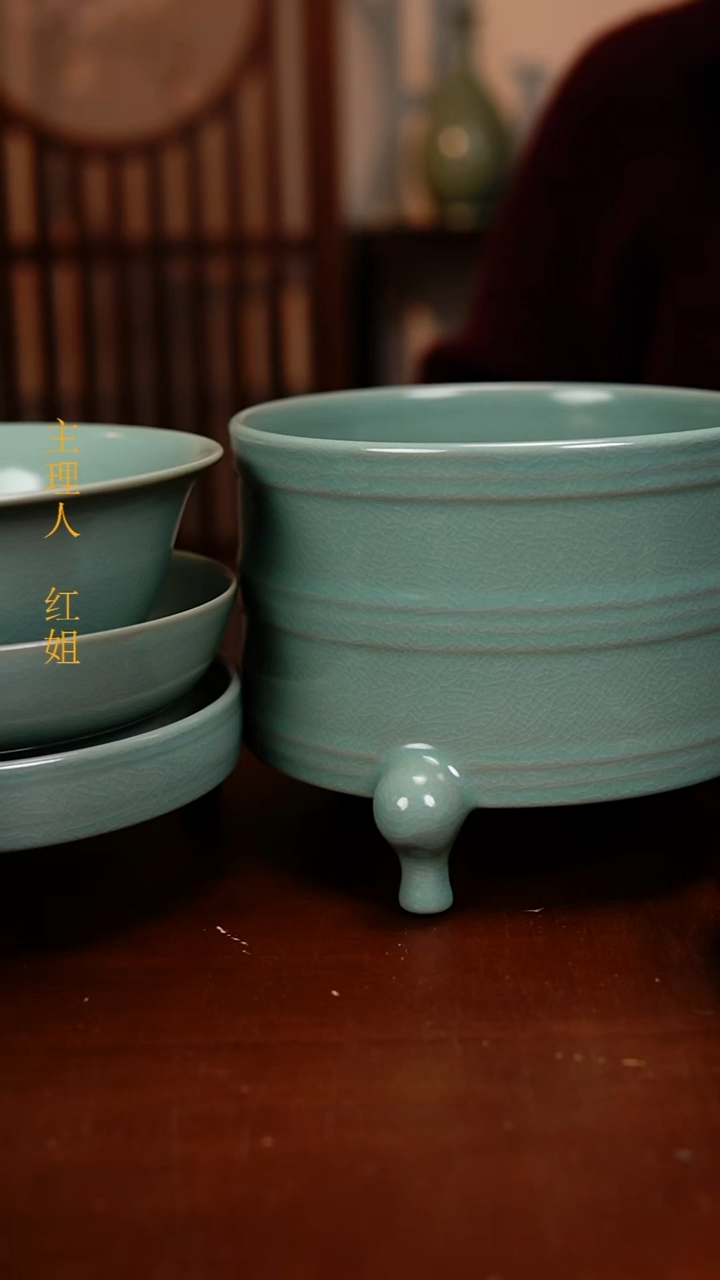 瓷片龙***馆原产地原矿釉汝瓷