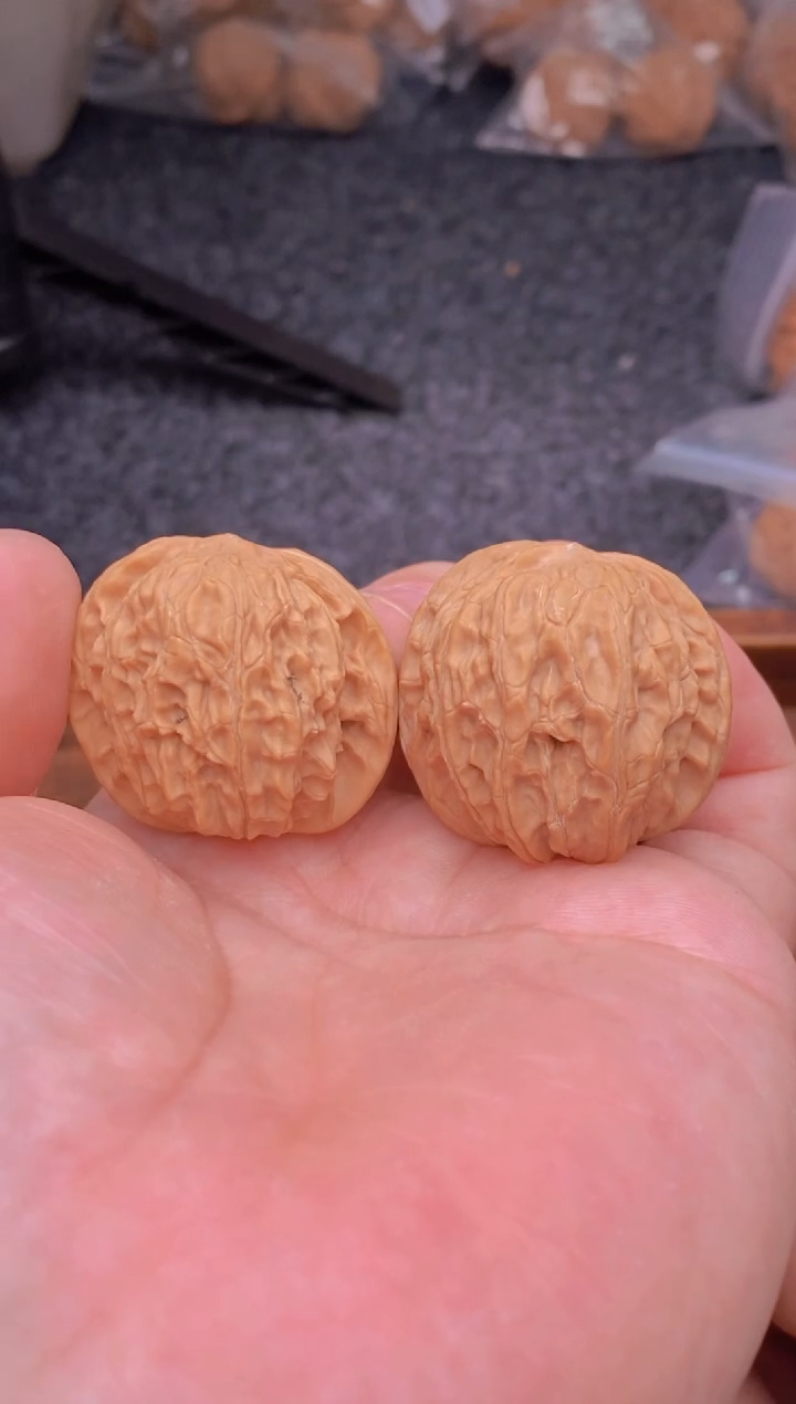 【闪购商品】文玩核桃把件G352号337尺磨盘