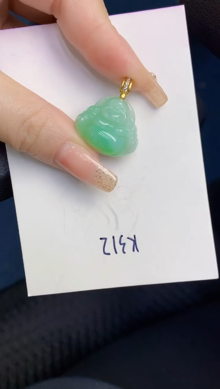 颈饰未镶嵌翡翠缅甸天然翡翠A货