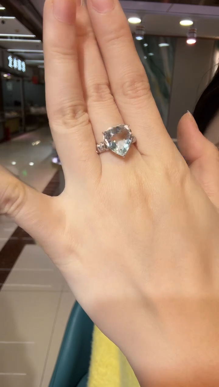 铂Pt950镶嵌戒指海蓝宝石5.08ct