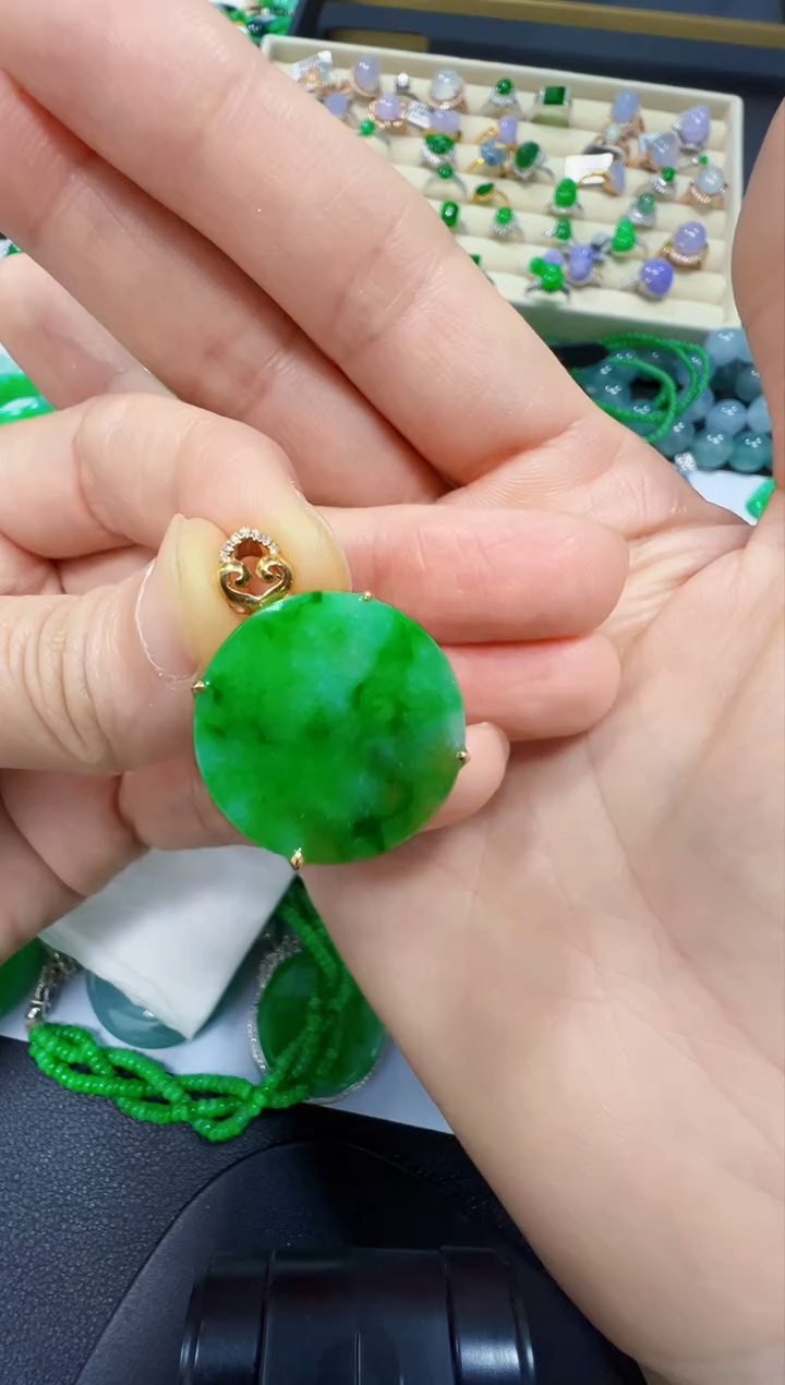 吊坠(不含链)18K金镶嵌翡翠2980