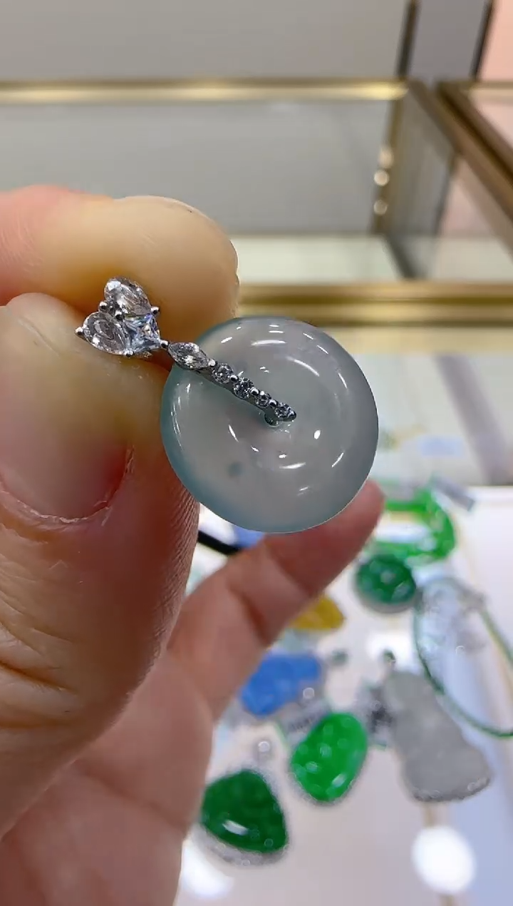 【闪购商品】翡翠吊坠(不含链)银S925镶嵌团购多样性发一件