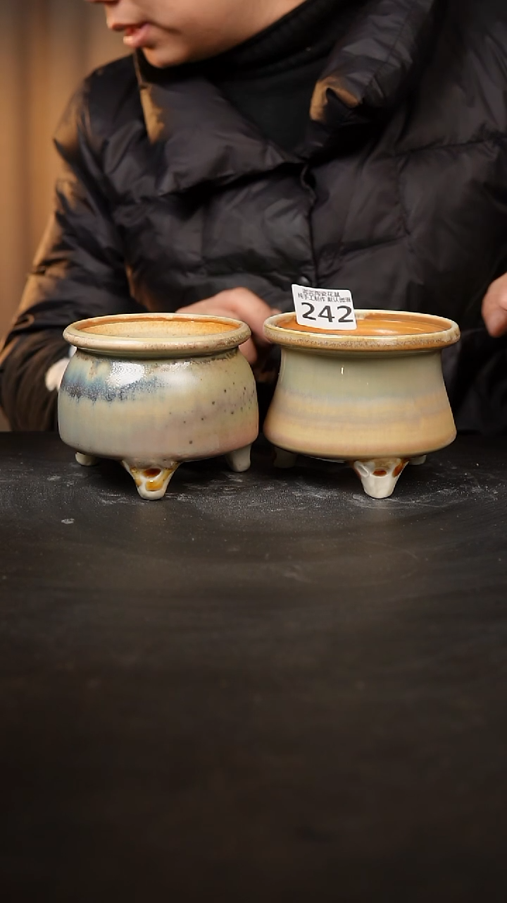 【闪购商品】瓷片242泥泥手工花盆口9-10高8-9