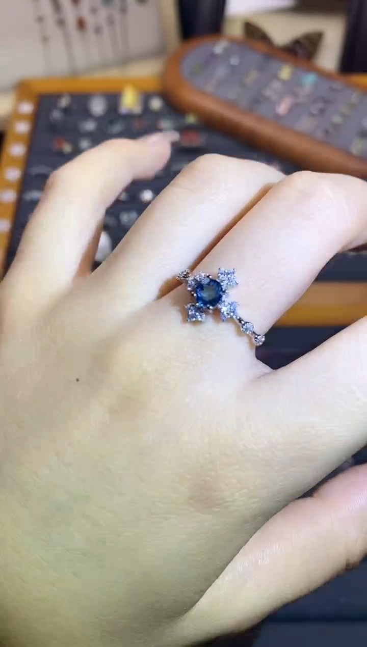 【闪购商品】水晶手链银S925镶嵌     