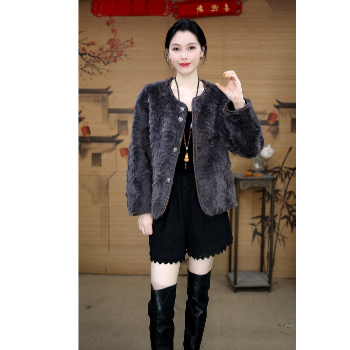 【蓝夫人家】洋气气质短款外套显瘦气质秋冬款时尚