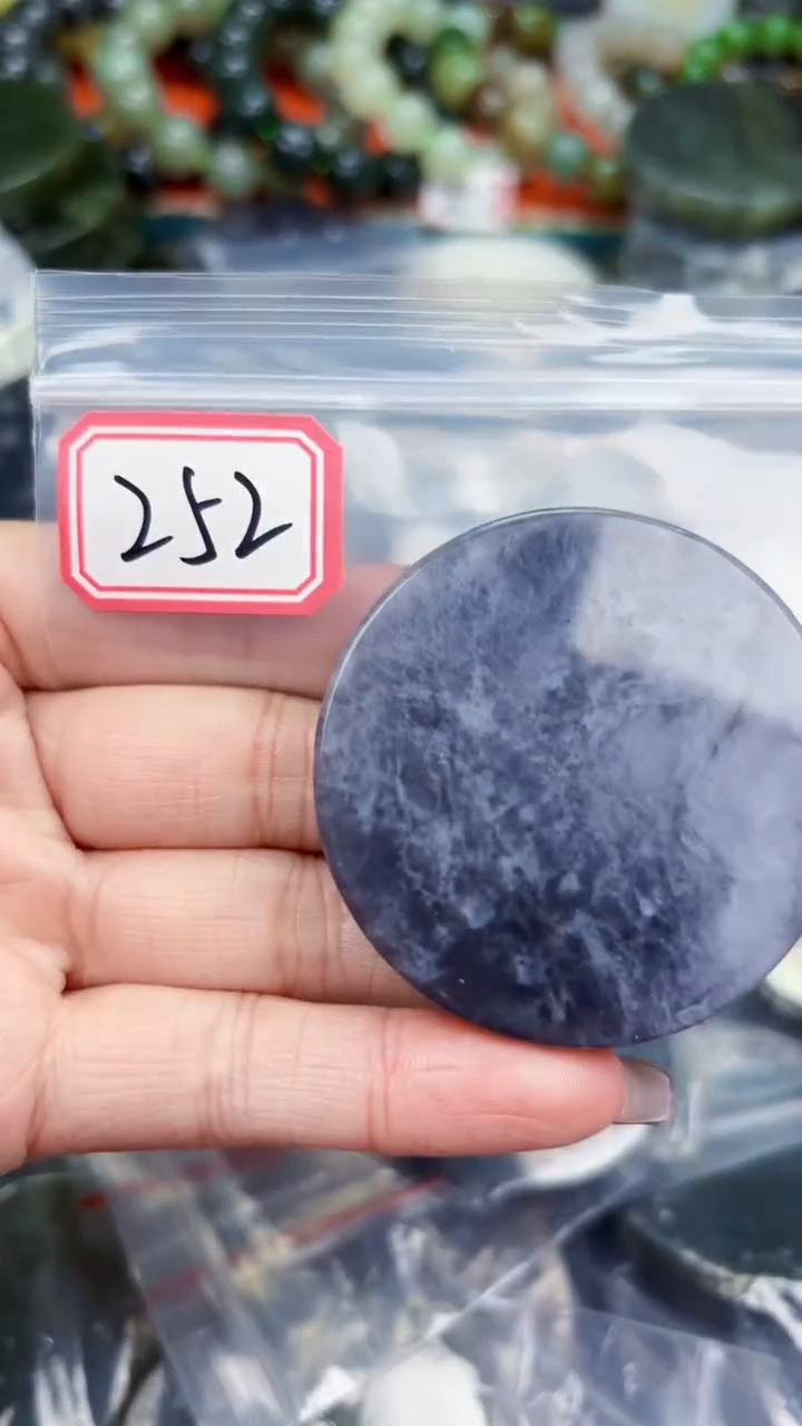 颈饰未镶嵌和田玉和田玉