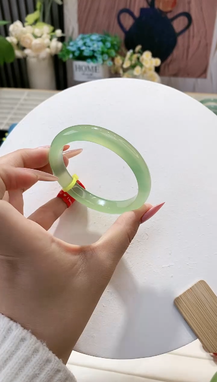 手镯玛瑙/玉髓未镶嵌81-56.1