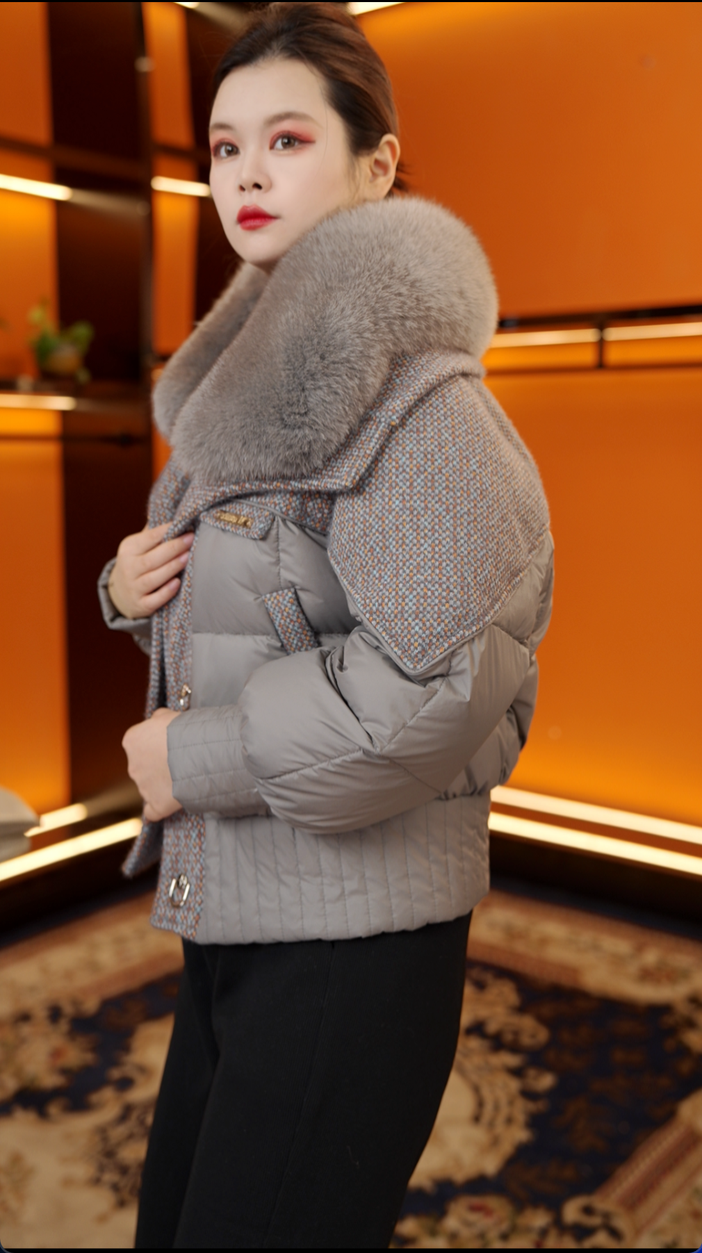 月月专属-樱桃点点圆领灰色面包羽绒服