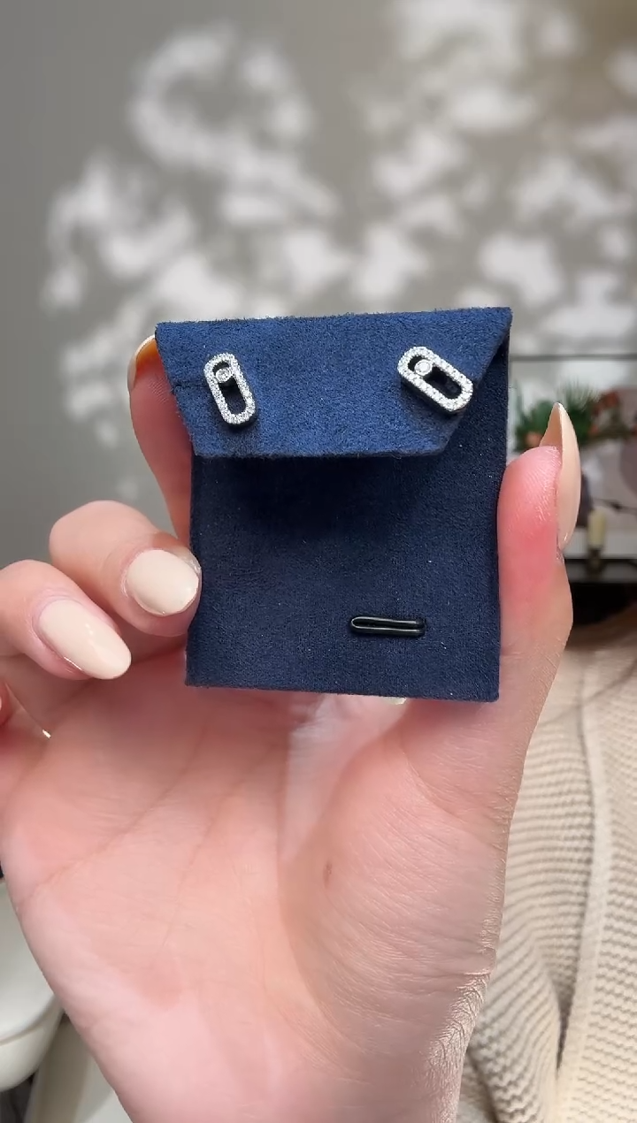 18K金镶嵌实验室培育钻石耳饰@@耳钉白圆形回形针+