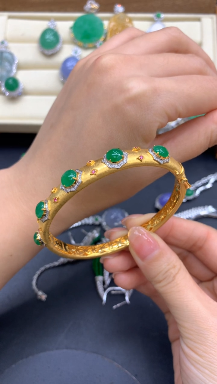 【闪购商品】翡翠手镯18K金镶嵌583-中国好珍宝