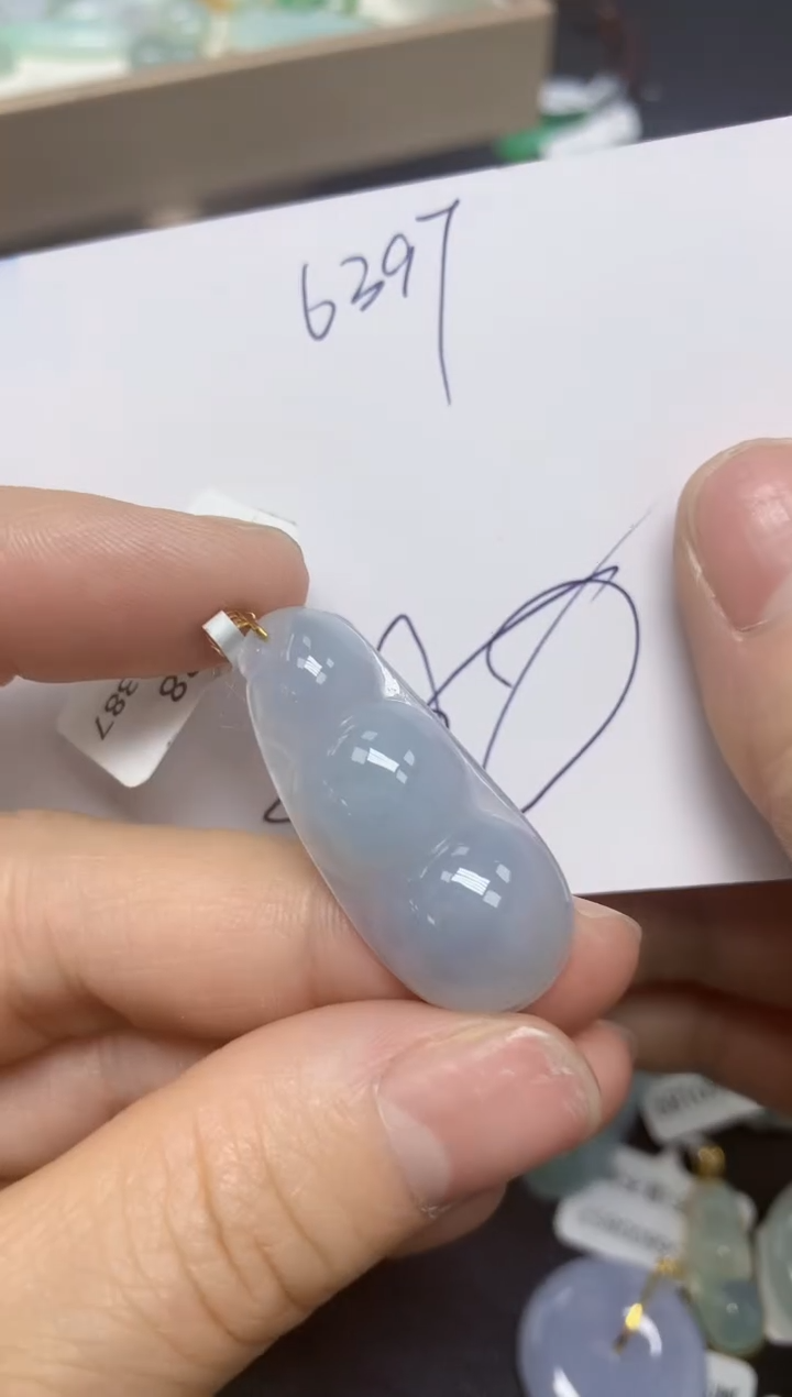 【闪购商品】翡翠18K金镶嵌挂件天然翡翠A货