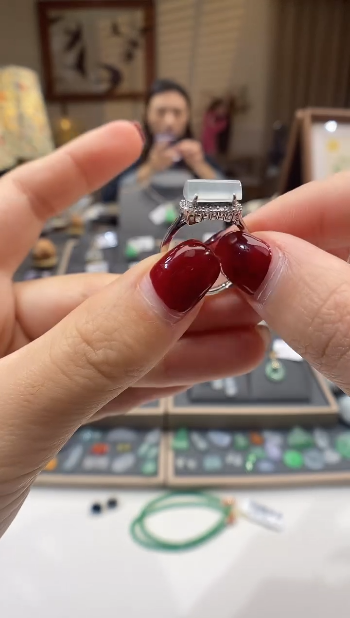 【闪购商品】翡翠戒指银S925镶嵌戒指