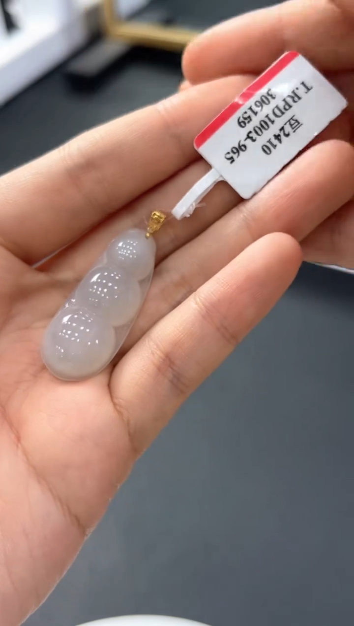 【闪购商品】翡翠挂件18K金镶嵌豆子发一件YQYA25