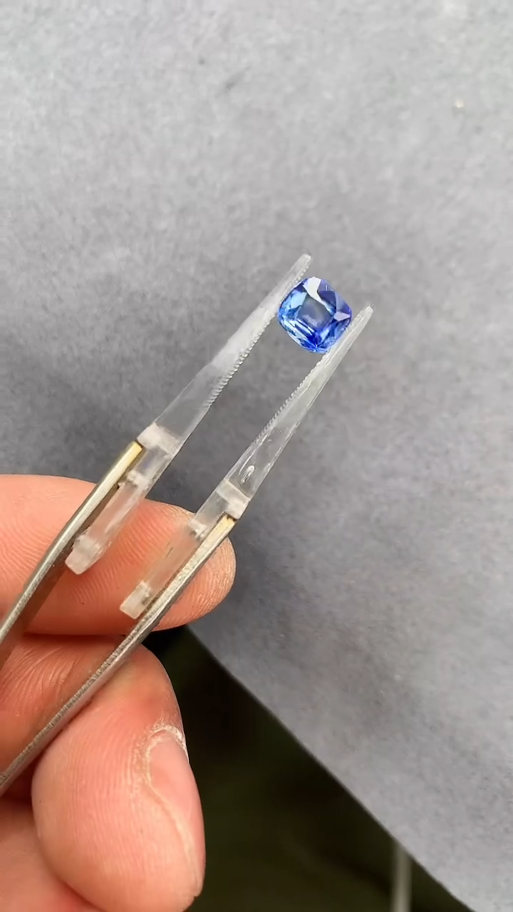 【闪购商品】蓝宝石裸石未镶嵌1.5