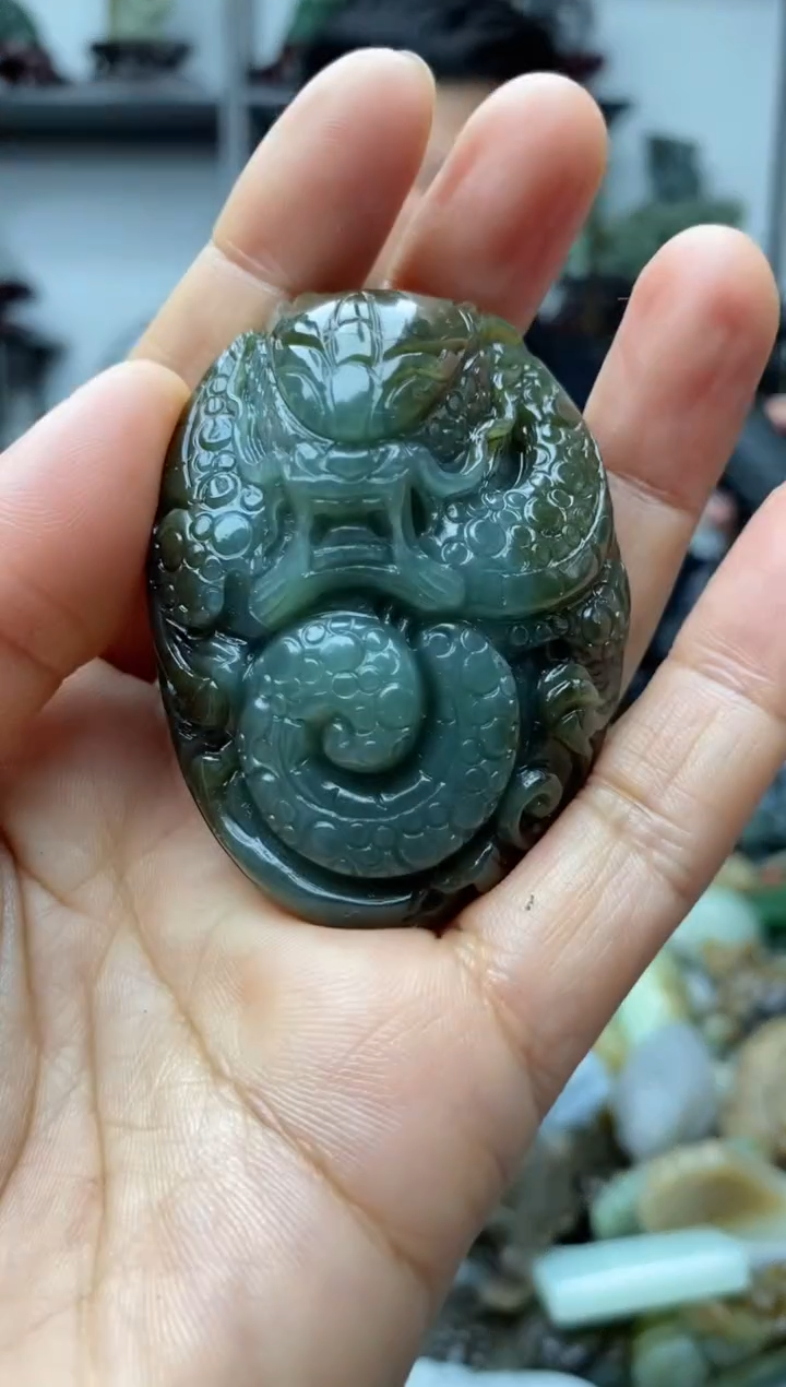 未镶嵌和田玉把件1