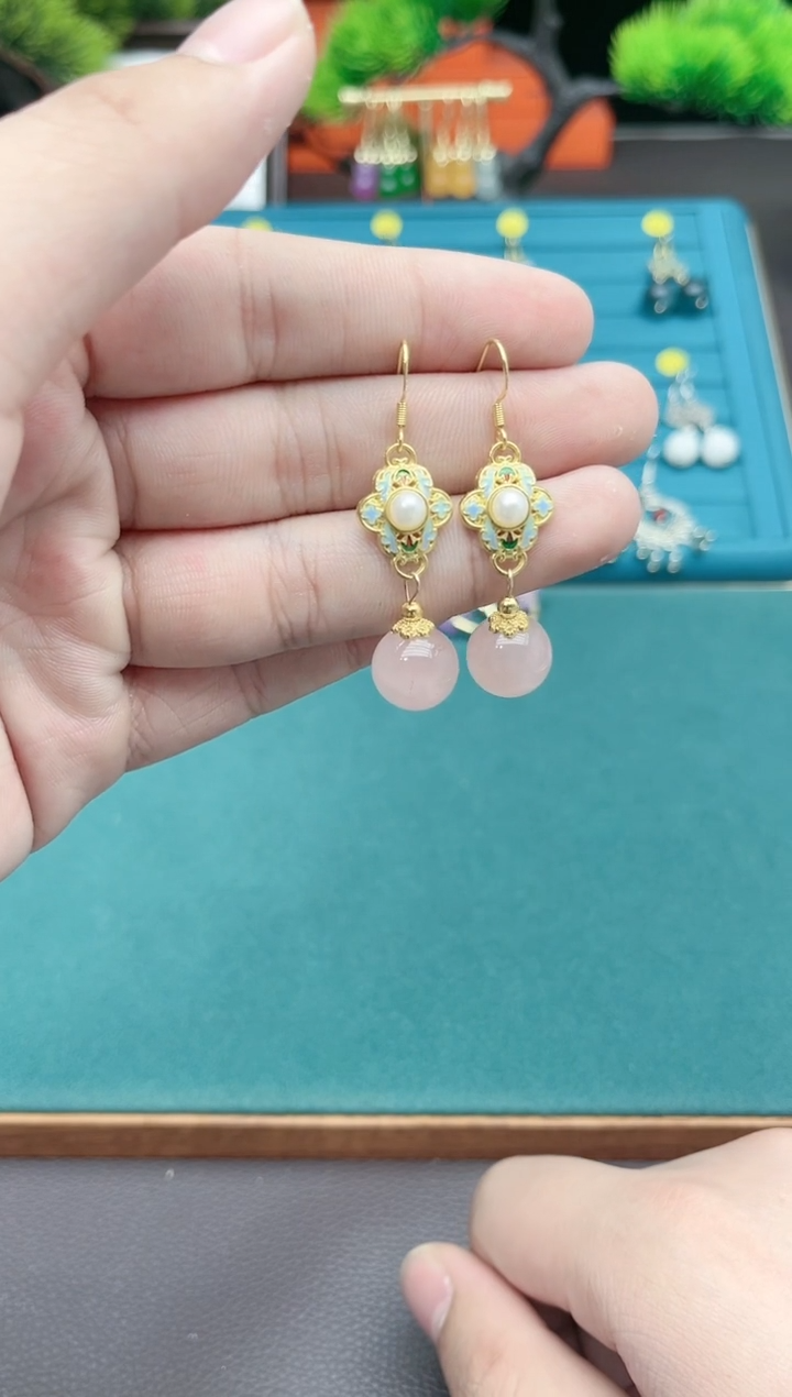 【闪购商品】水晶耳饰银S925镶嵌国风粉水晶