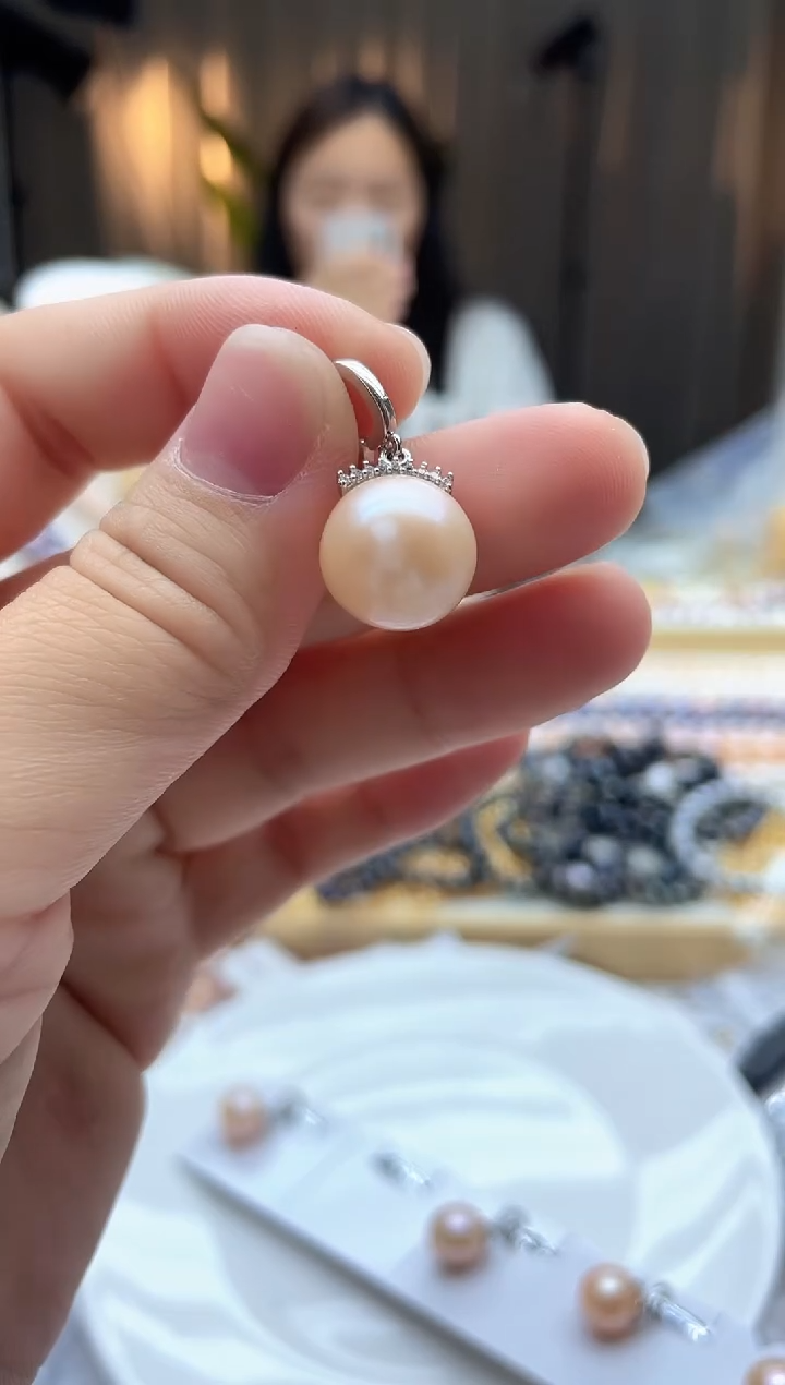 吊坠(不含链)未镶嵌淡水珍珠13mm+睫毛万能扣吊坠