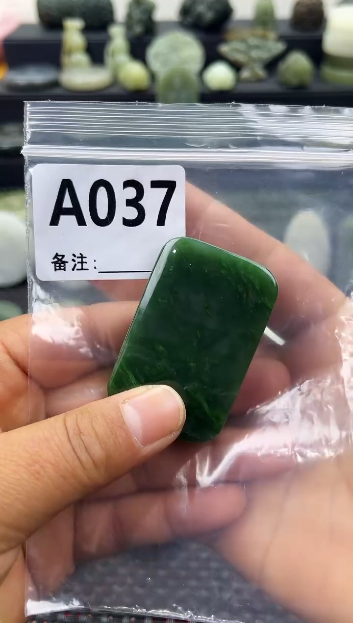 未镶嵌和田玉珠宝半成品无事牌