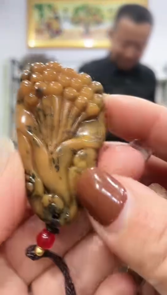 未镶嵌岫玉挂件 