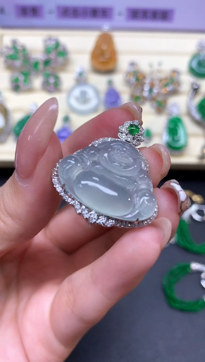 【闪购商品】翡翠吊坠(不含链)18K金镶嵌吊坠|8999