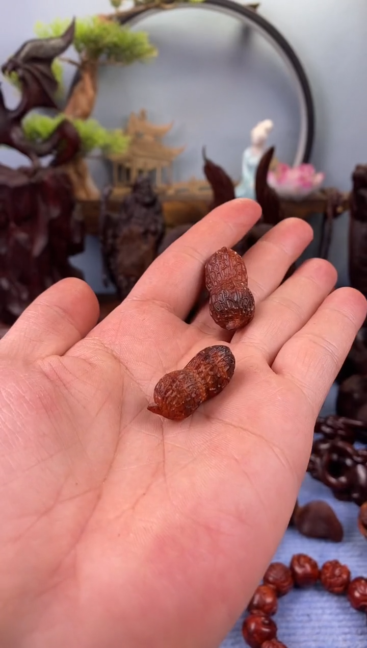 檀香紫檀（小叶紫檀）哈****吧花生