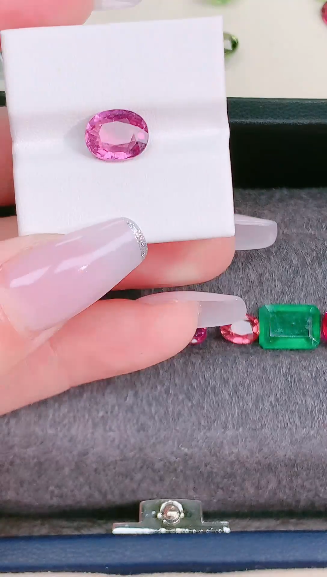 未镶嵌裸石碧玺碧玺卢比莱2.1CT