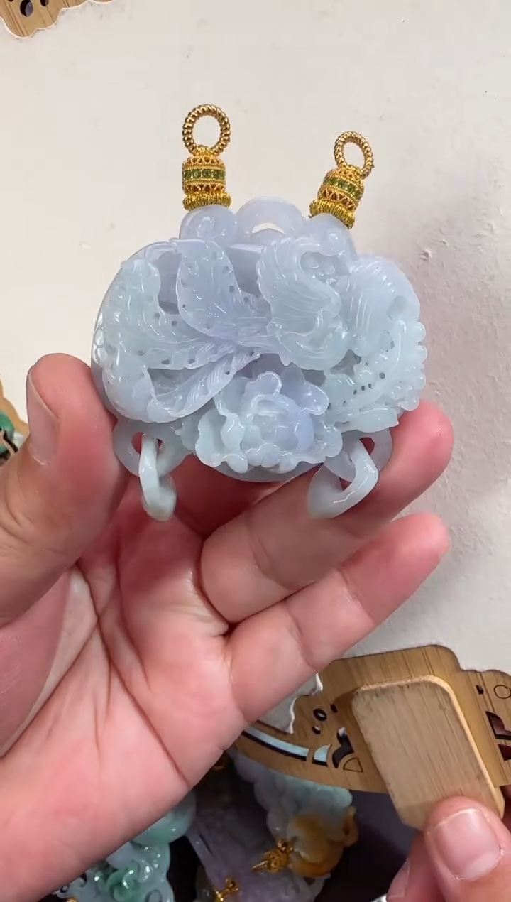 【闪购商品】翡翠颈饰未镶嵌拍照