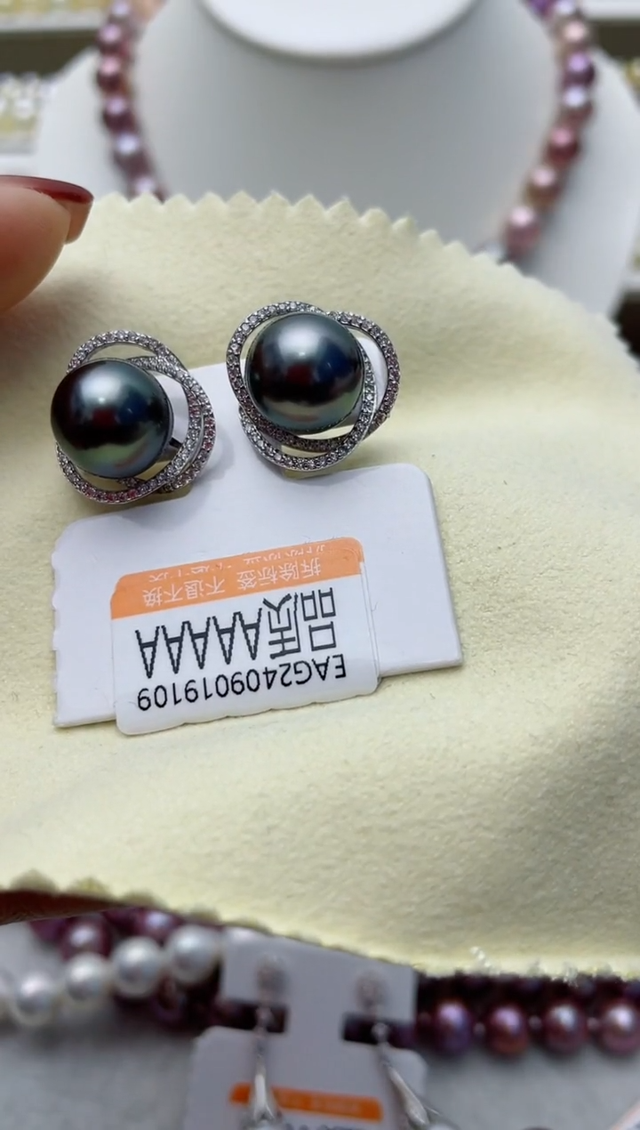 【闪购商品】海水珍珠耳饰银S925镶嵌W41