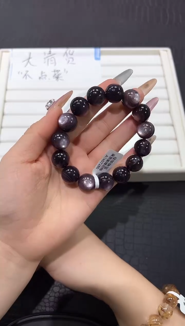 无非金属38j多样性发其一【1条】默认微瑕
