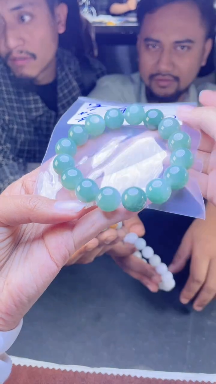 【闪购商品】定制翡翠未镶嵌珠串