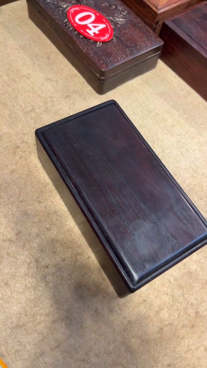 木紫檀素面机关盒