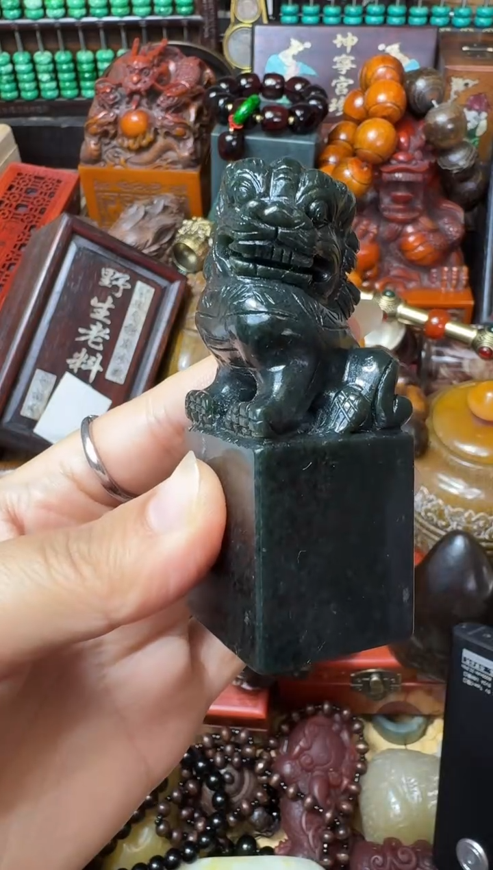 未镶嵌和田玉摆件主播推荐：一物一拍，讲解为准！