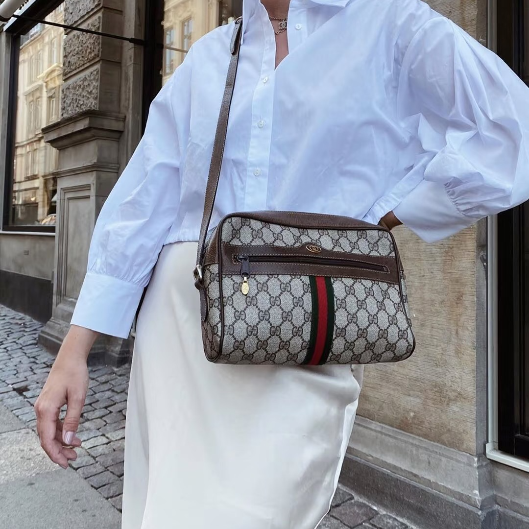 95新 GUCCI/古驰 暮野奢品/古驰斜挎相机包/07001