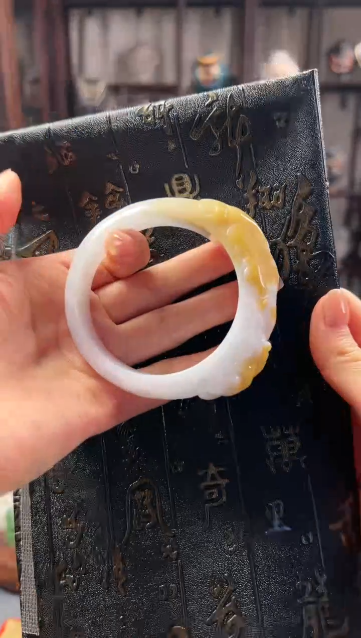 【闪购商品】翡翠手镯未镶嵌翡翠手镯