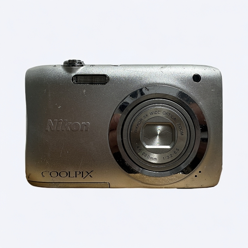9新 Nikon/尼康 A100银色高清轻薄CCD数码相机配件齐全