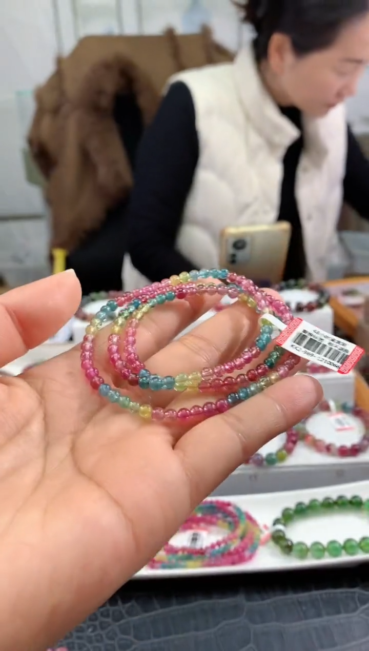 【闪购商品】碧玺手串未镶嵌多样性发一条