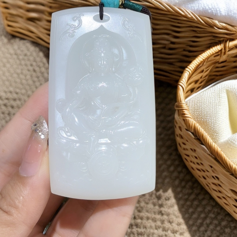 和田玉观音菩萨一级白天然羊脂玉