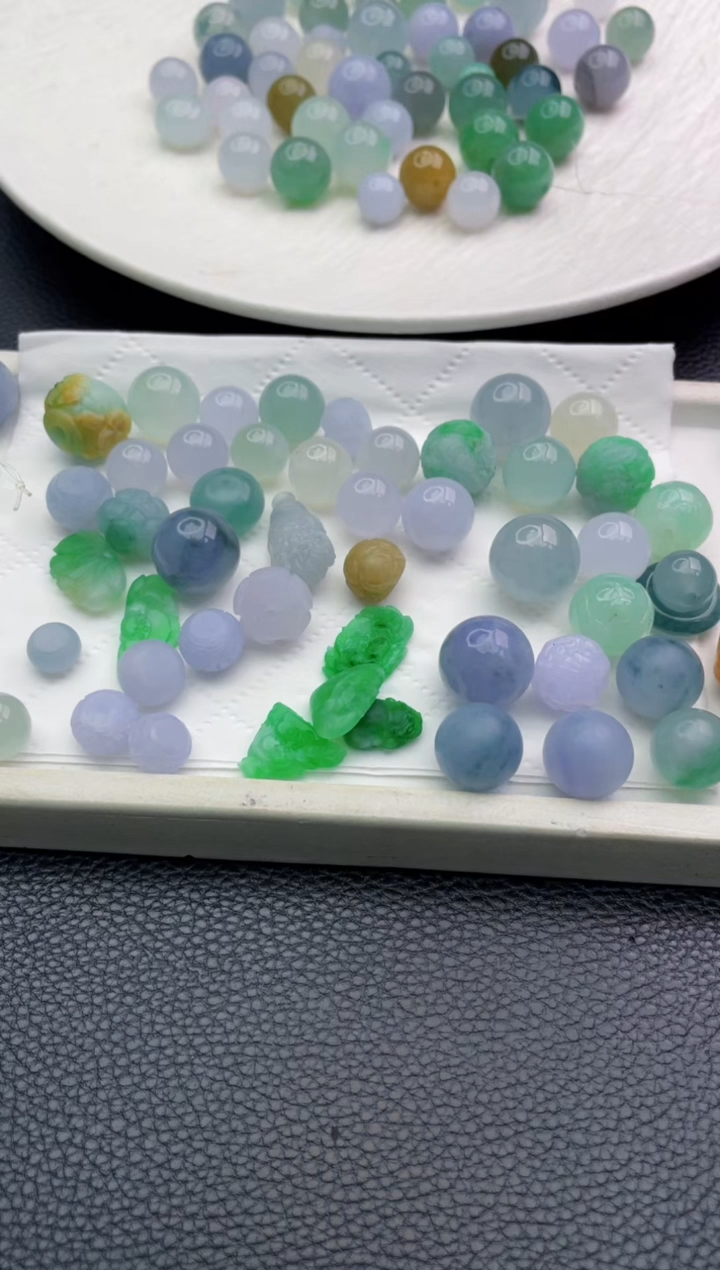 【闪购商品】定制翡翠未镶嵌勿拍链接