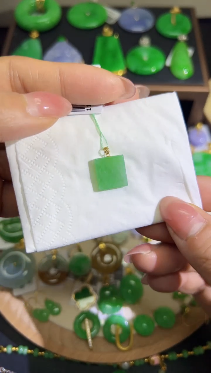 【闪购商品】翡翠颈饰18K金镶嵌Q缅料A货翡翠/支持复检/一件