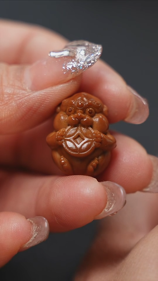 【闪购商品】橄榄核吊坠梦梦精品核雕