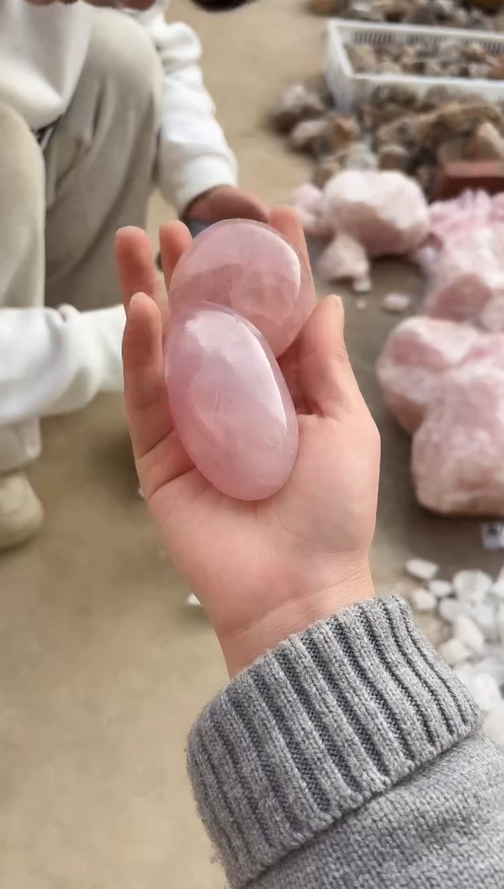 【闪购商品】水晶摆件未镶嵌粉水晶手把件一对108