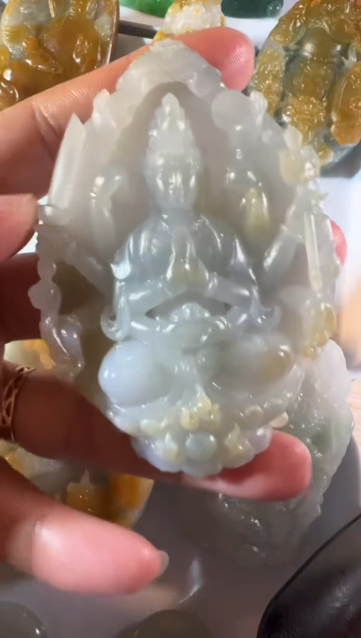 【闪购商品】定制翡翠未镶嵌千手