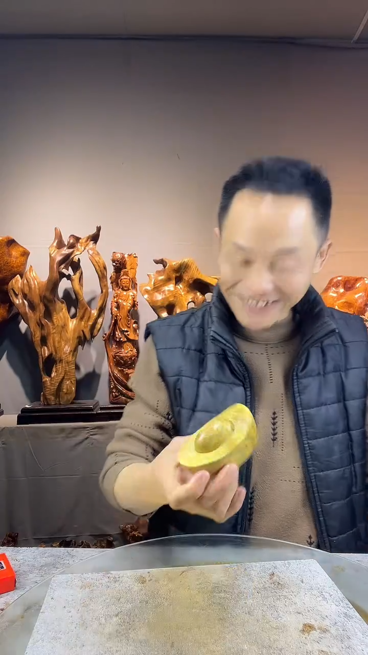 金丝楠前****量小叶桢楠随行摆件11