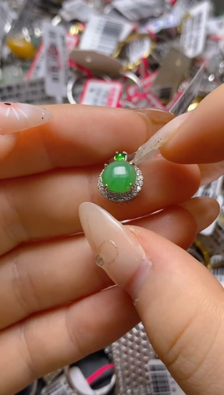 银S925镶嵌戒指翡翠百内无证书