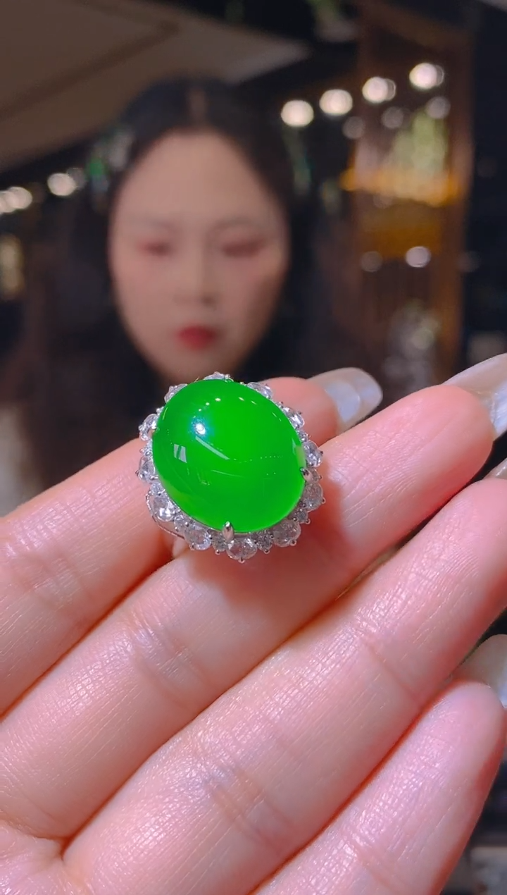 【闪购商品】翡翠戒指18K金镶嵌022    