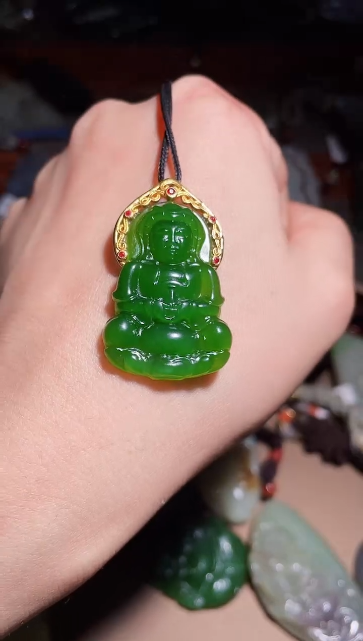 【闪购商品】和田玉颈饰18K金镶嵌拍一发一