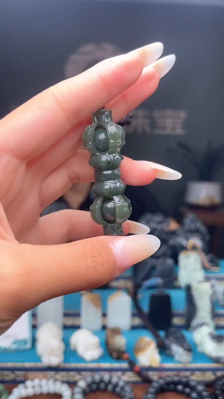 未镶嵌和田玉挂件1