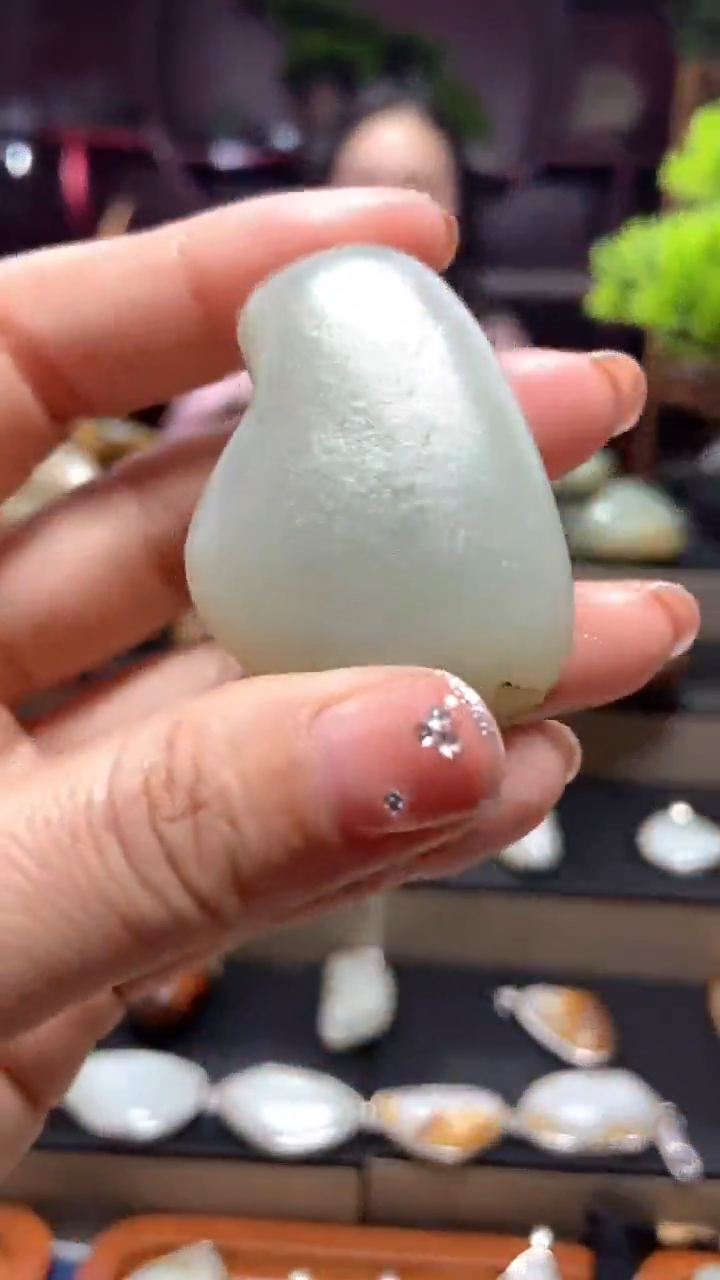 和田玉未镶嵌挂件和田玉吊坠挂件精美