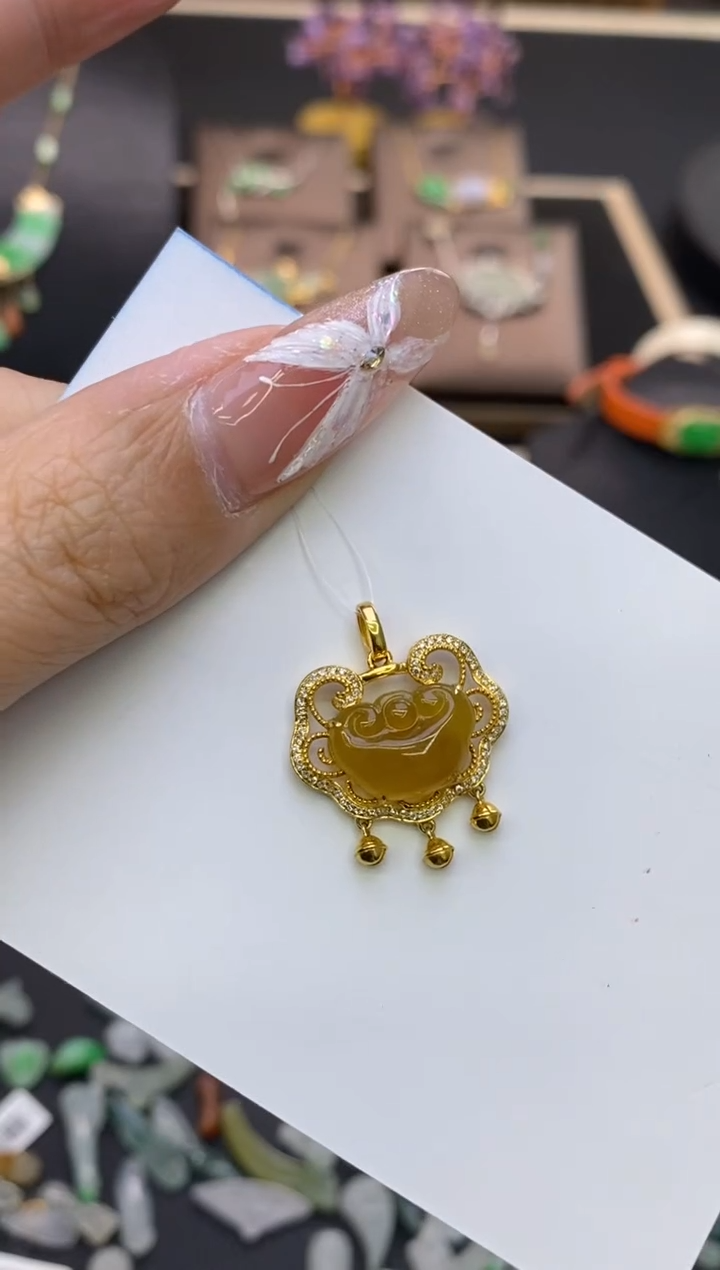 【闪购商品】翡翠颈饰18K金镶嵌净货16260